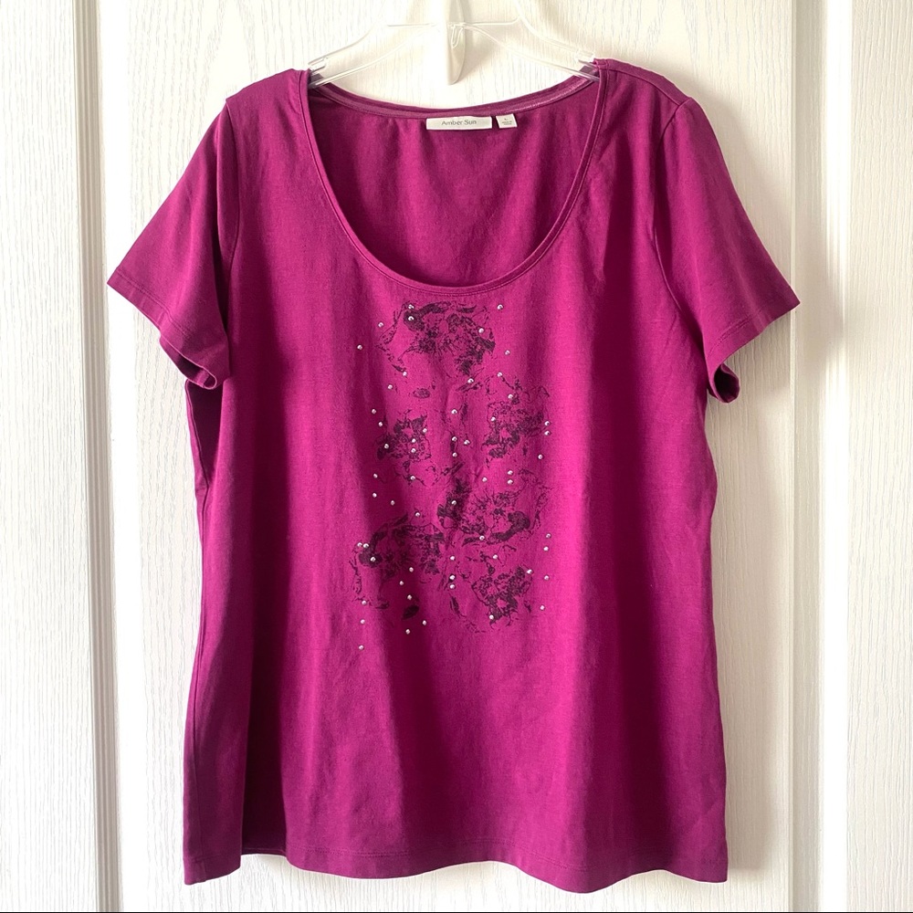 NEW! Amber Sun Gorgeous Decorated Upscale Tshirt Size L Chest 40"